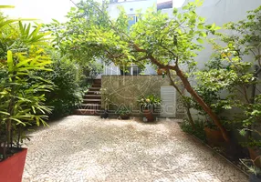 Foto 1 de Casa com 3 Quartos à venda, 314m² em Jardim Das Bandeiras, São Paulo