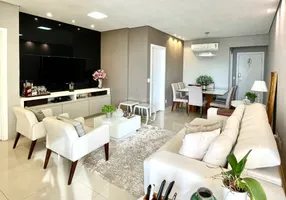 Foto 1 de Apartamento com 3 Quartos à venda, 107m² em Duque de Caxias, Cuiabá