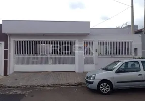 Foto 1 de Casa com 3 Quartos à venda, 194m² em Jardim Embare, São Carlos