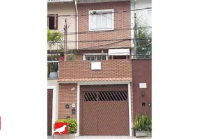Foto 1 de Casa com 2 Quartos à venda, 143m² em Cerqueira César, São Paulo