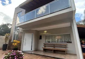 Foto 1 de Casa com 3 Quartos à venda, 320m² em Jardim Brogotá, Atibaia