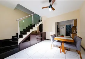 Foto 1 de Casa com 2 Quartos à venda, 68m² em João Pinheiro, Belo Horizonte