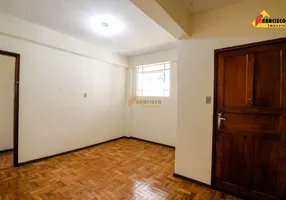 Foto 1 de Apartamento com 3 Quartos para alugar, 82m² em Centro, Divinópolis