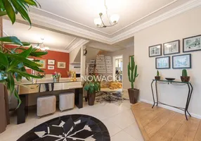 Foto 1 de Casa com 3 Quartos à venda, 270m² em Capão da Imbuia, Curitiba