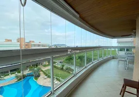 Foto 1 de Apartamento com 4 Quartos à venda, 180m² em Balneário Cidade Atlântica , Guarujá
