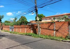 Foto 1 de Lote/Terreno com 1 Quarto à venda, 300m² em Cristo Rei, Teresina