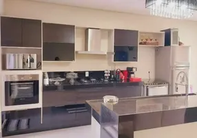 Foto 1 de Casa com 4 Quartos à venda, 96m² em Glória, Joinville