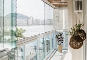 Foto 1 de Apartamento com 3 Quartos à venda, 95m² em Jardim Las Palmas, Guarujá