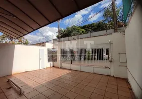 Foto 1 de Casa com 4 Quartos para venda ou aluguel, 240m² em Ribeirânia, Ribeirão Preto