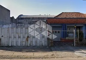 Foto 1 de Lote/Terreno à venda, 242m² em Navegantes, Porto Alegre