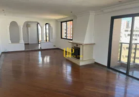 Foto 1 de Apartamento com 4 Quartos para alugar, 235m² em Moema, São Paulo