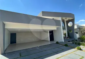 Foto 1 de Casa com 3 Quartos à venda, 230m² em Residencial Vale dos Pássaros, Anápolis