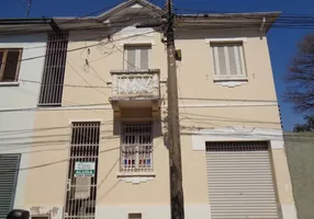Foto 1 de Sobrado com 3 Quartos para alugar, 270m² em Centro, Piracicaba