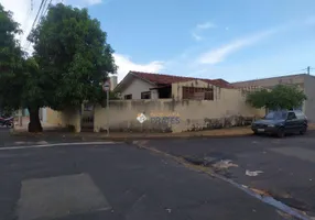 Foto 1 de Casa com 2 Quartos à venda, 110m² em Conjunto Habitacional São Deocleciano, São José do Rio Preto