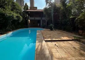 Foto 1 de com 4 Quartos para alugar, 400m² em Setor Oeste, Goiânia