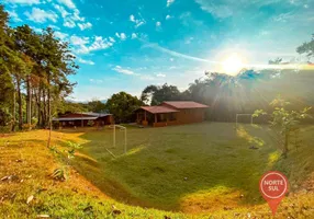 Foto 1 de Fazenda/Sítio com 6 Quartos à venda, 130m² em Centro, Mário Campos