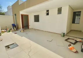 Foto 1 de Casa com 3 Quartos à venda, 116m² em Loteamento Reserva Real, Montes Claros