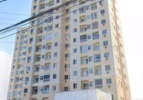 Foto 1 de Apartamento com 2 Quartos para alugar, 48m² em Ataíde, Vila Velha