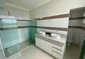 Foto 1 de Apartamento com 3 Quartos à venda, 150m² em Santo Agostinho, Governador Valadares