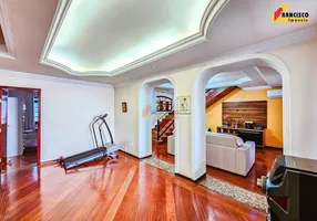 Foto 1 de Casa com 3 Quartos à venda, 213m² em Icarai, Divinópolis