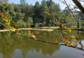 Foto 1 de Fazenda/Sítio com 3 Quartos para alugar em Centro, São Lourenço da Serra