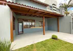 Foto 1 de Sobrado com 3 Quartos à venda, 108m² em Praia da Cal, Torres