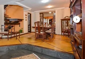 Foto 1 de Casa com 3 Quartos à venda, 143m² em Vila Scarpelli, Santo André