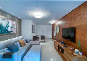 Foto 1 de Apartamento com 3 Quartos à venda, 141m² em Santo Antônio, Belo Horizonte