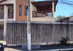 Foto 1 de Sobrado com 4 Quartos à venda, 298m² em Todos os Santos, Montes Claros