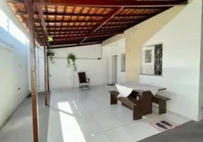 Foto 1 de Casa com 2 Quartos à venda, 95m² em Bonfim, Salvador