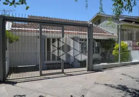 Foto 1 de Casa com 1 Quarto à venda, 160m² em Passo da Areia, Porto Alegre