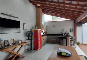 Foto 1 de Casa com 3 Quartos à venda, 190m² em Parque São Domingos, Pindamonhangaba