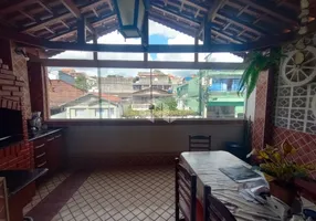 Foto 1 de Casa com 4 Quartos à venda, 200m² em Jardim Helena, Taboão da Serra