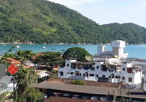 Foto 1 de Cobertura com 2 Quartos à venda, 161m² em Praia da Enseada, Ubatuba