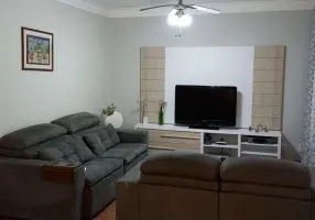 Foto 1 de Casa com 4 Quartos à venda, 219m² em Jardim Utinga, Santo André