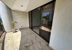 Foto 1 de Apartamento com 4 Quartos à venda, 160m² em Praia do Canto, Vitória
