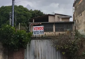 Foto 1 de Casa com 4 Quartos à venda, 240m² em Horto Florestal, Belo Horizonte