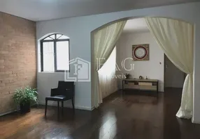 Foto 1 de Sobrado com 3 Quartos para venda ou aluguel, 315m² em Aclimação, São Paulo