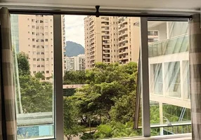 Foto 1 de Sala Comercial para venda ou aluguel, 21m² em Barra da Tijuca, Rio de Janeiro