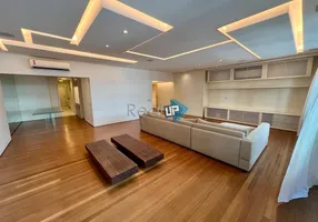 Foto 1 de Apartamento com 4 Quartos à venda, 221m² em Leblon, Rio de Janeiro