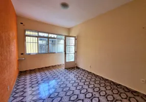 Foto 1 de Casa com 2 Quartos para alugar, 190m² em Jardim Regina, São Paulo