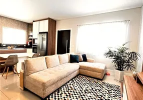Foto 1 de Casa de Condomínio com 3 Quartos à venda, 300m² em Itapetinga, Atibaia
