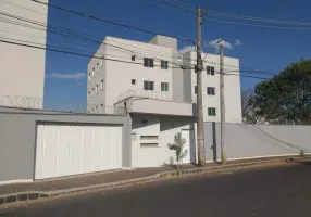 Foto 1 de Apartamento com 2 Quartos à venda, 50m² em Alto Umuarama, Uberlândia