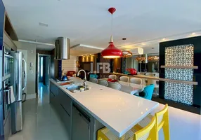 Foto 1 de Apartamento com 3 Quartos à venda, 122m² em Pioneiros, Balneário Camboriú