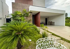Foto 1 de Casa de Condomínio com 4 Quartos à venda, 250m² em Uruguai, Teresina