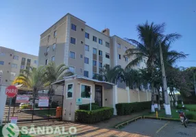Foto 1 de Apartamento com 2 Quartos à venda, 44m² em Parque Industrial, Maringá