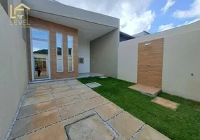 Foto 1 de Casa de Condomínio com 2 Quartos à venda, 77m² em Centro, Itaitinga