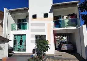 Foto 1 de Casa com 3 Quartos à venda, 157m² em Agronômica, Florianópolis