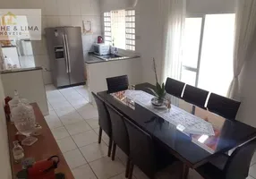 Foto 1 de Sobrado com 3 Quartos à venda, 185m² em Jardim Oriente, São José dos Campos