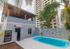 Foto 1 de Casa com 2 Quartos à venda, 150m² em Rio Branco, Novo Hamburgo